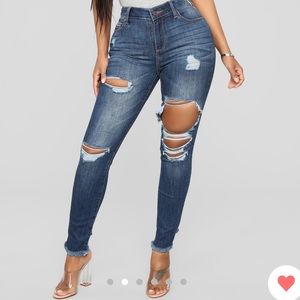 NWT Fashion Nova ripped jeans